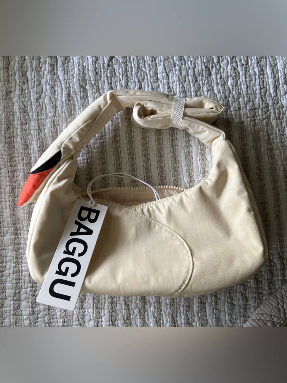 NWT BAGGU Swan Cream Shoulder Bag with Orange Accent